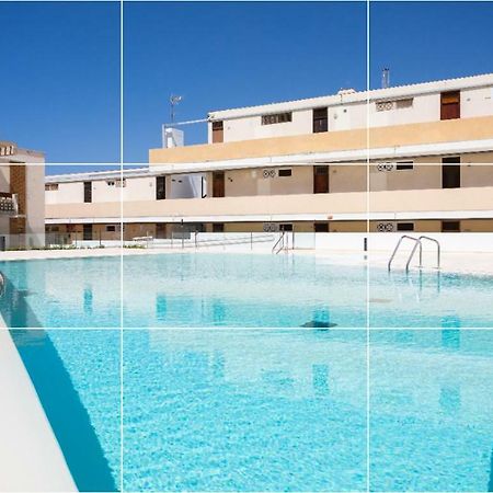 Las Americas Downtown : Prime Location Accomm. Arona  Eksteriør bilde